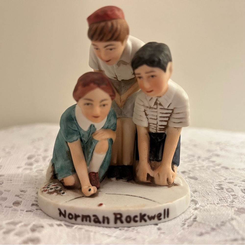 Vintage‎ 1979 Norman Rockwell marble champion porcelain figurine made in Japan